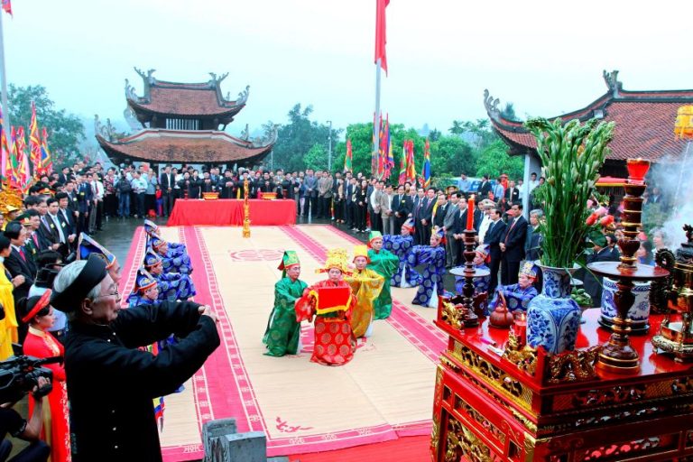 HÙNG KING TEMPLE FESTIVAL - Passion Travel